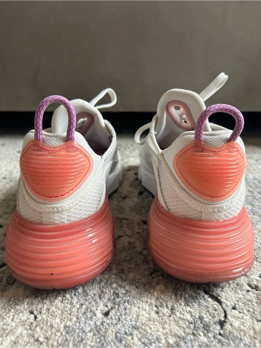 Nike Air Max 2090 Size 6Y